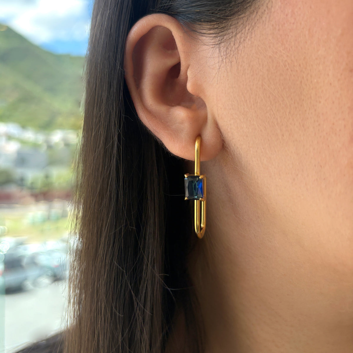 Aretes blue